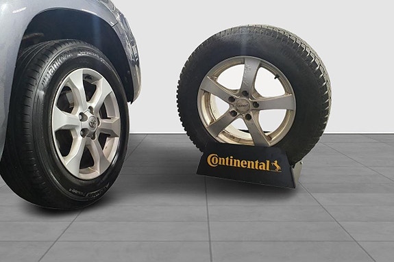 Toyota RAV4 12 of 22