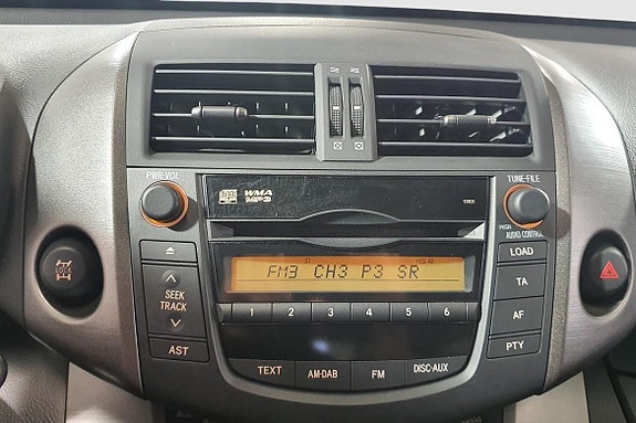 Toyota RAV4 21 of 22