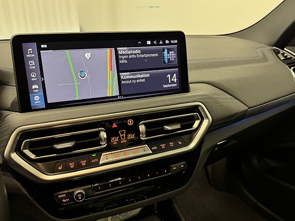 BMW iX3 10 of 26
