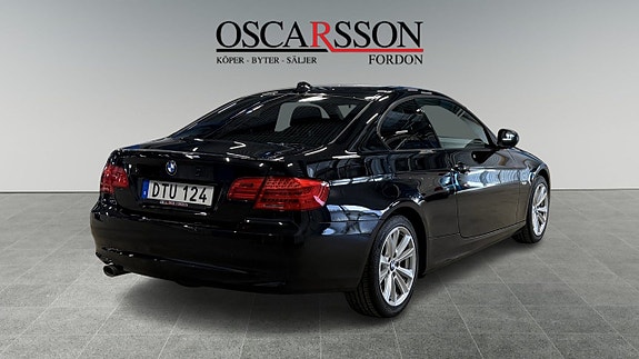 BMW 320d 4 of 13