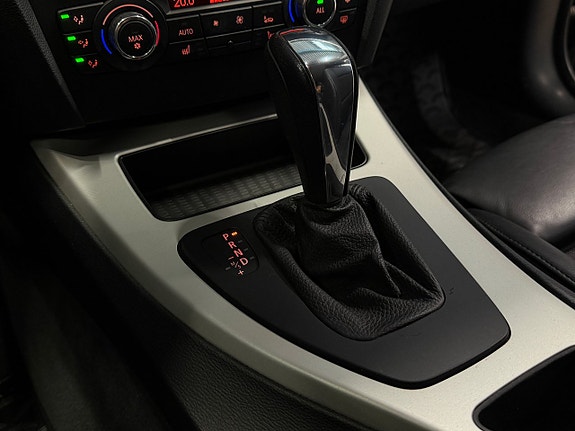 BMW 320d 8 of 13