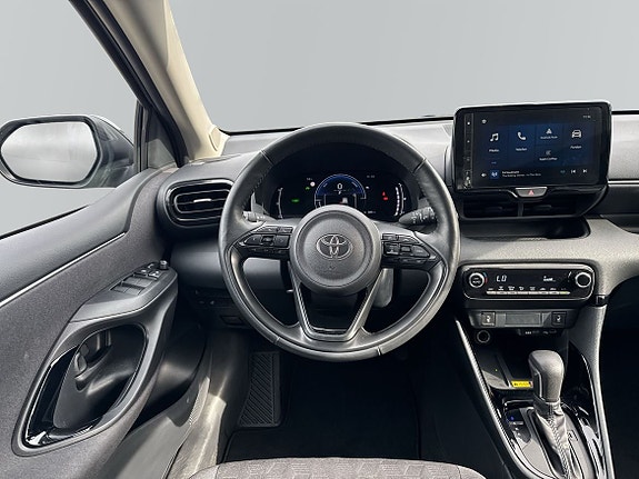 Toyota Yaris 9 of 14
