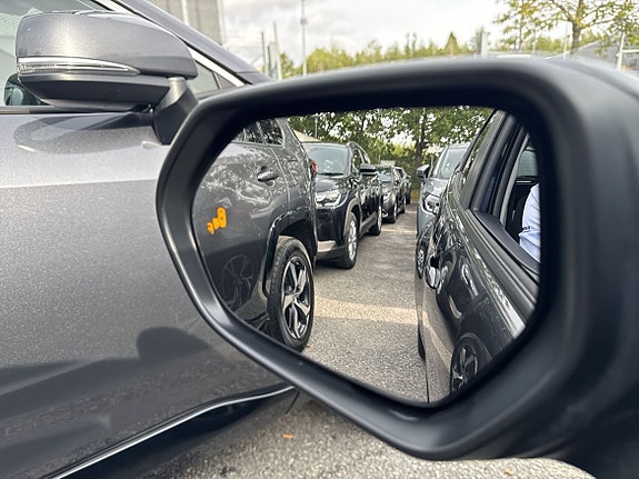 Toyota Yaris 13 of 14