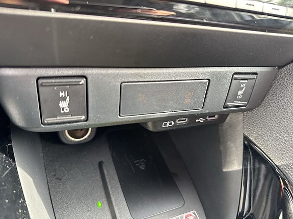 Toyota Yaris 12 of 14