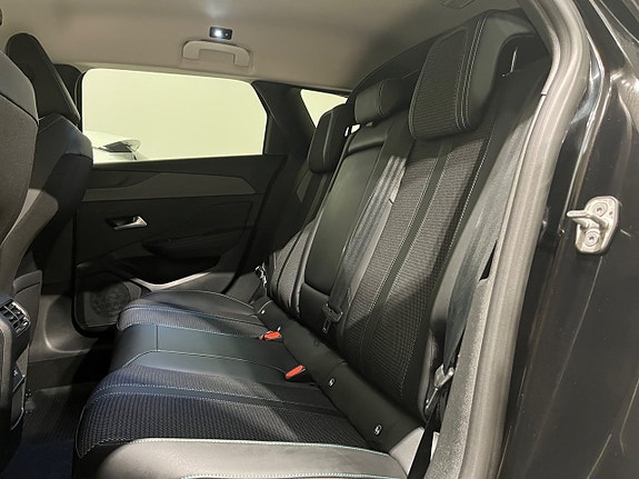 Peugeot 308 SW 9 of 20