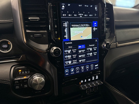 Dodge RAM 1500 14 of 23