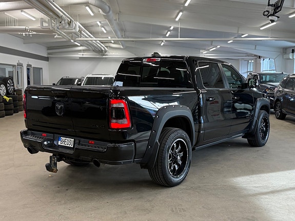Dodge RAM 1500 3 of 23
