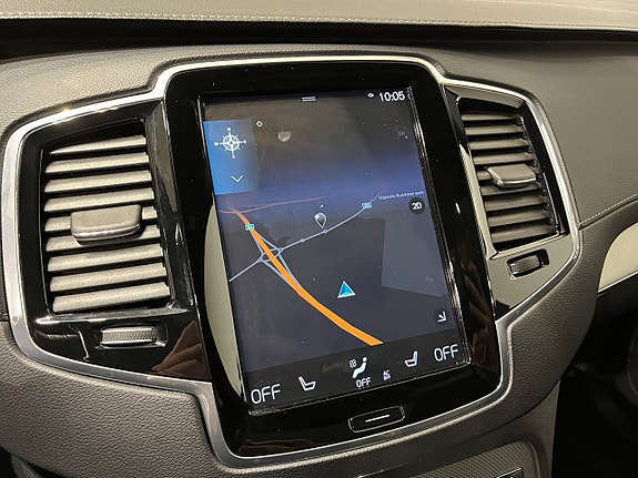 Volvo XC90 19 of 26