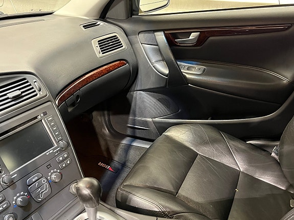 Volvo S60 15 of 17