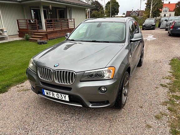 BMW X3 2 of 7
