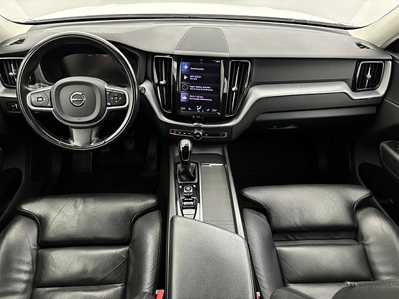 Volvo XC60 15 of 23