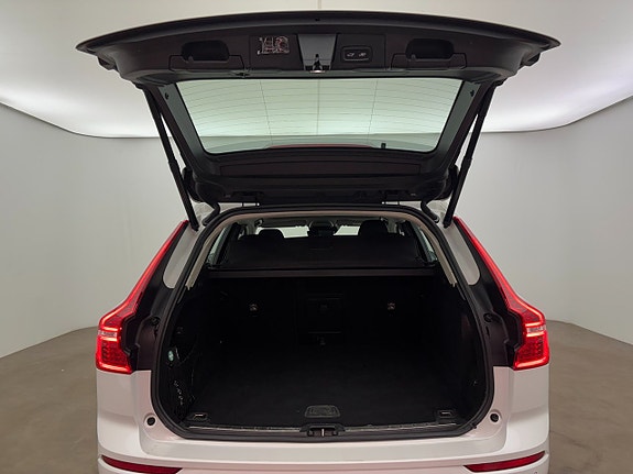Volvo XC60 9 of 23