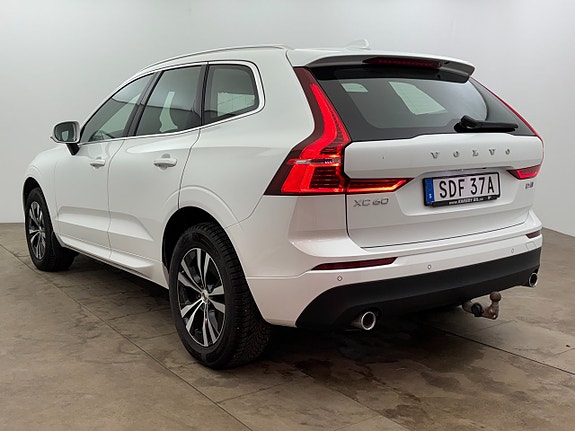 Volvo XC60 3 of 23