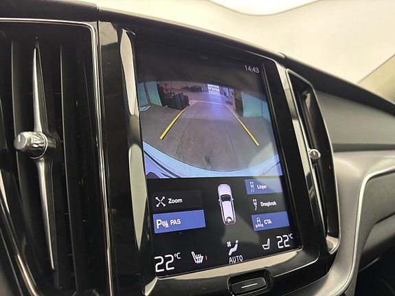 Volvo XC60 18 of 23