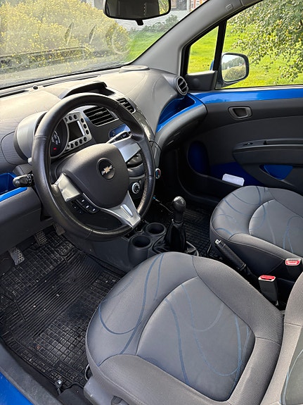 Chevrolet Spark 3 of 3