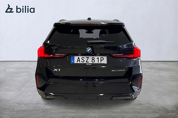 BMW X1 4 of 19