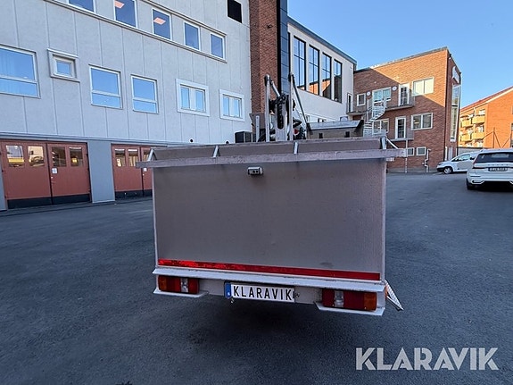 lastbil Iveco 80-210 Eurocargo med personkorg 6 of 6