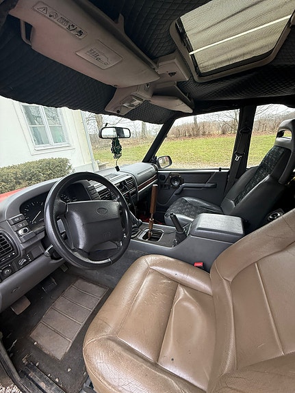 Land Rover Discovery 5 of 5