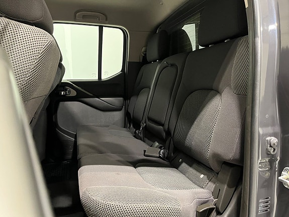 Nissan Navara 10 of 18