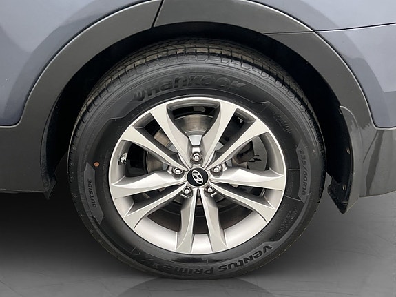 Hyundai Santa Fe 29 of 30