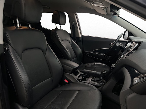 Hyundai Santa Fe 22 of 30