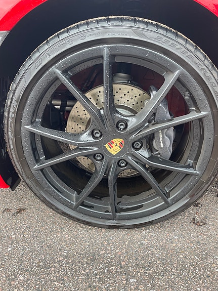 Porsche 718 Cayman 3 of 6