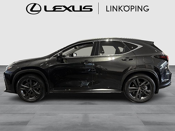 Lexus NX450h+ 3 of 15
