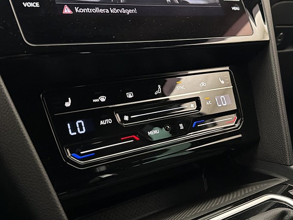 Volkswagen Passat 20 of 30