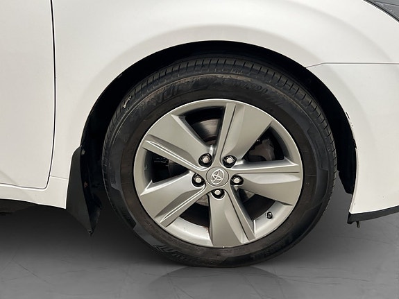 Toyota Avensis 29 of 29