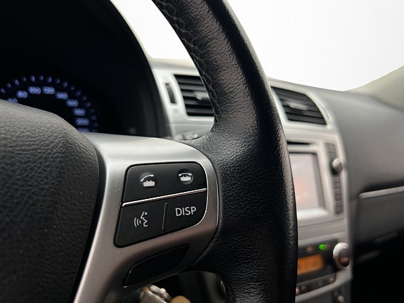 Toyota Avensis 15 of 29