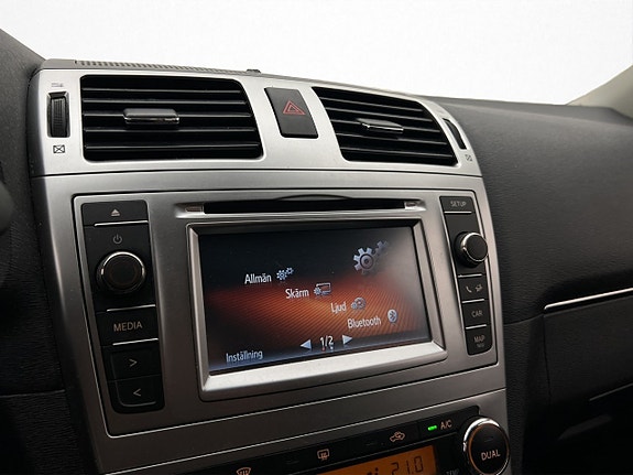 Toyota Avensis 19 of 29
