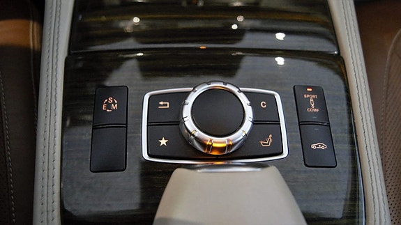 Mercedes-Benz CLS350 14 of 20