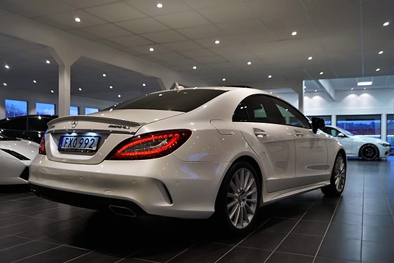Mercedes-Benz CLS350 5 of 20