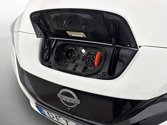Nissan Leaf 25 of 29