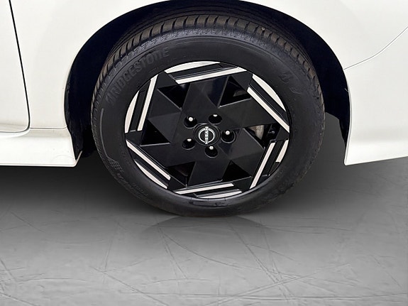 Nissan Leaf 29 of 29