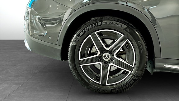 Mercedes-Benz GLC220 d 9 of 13