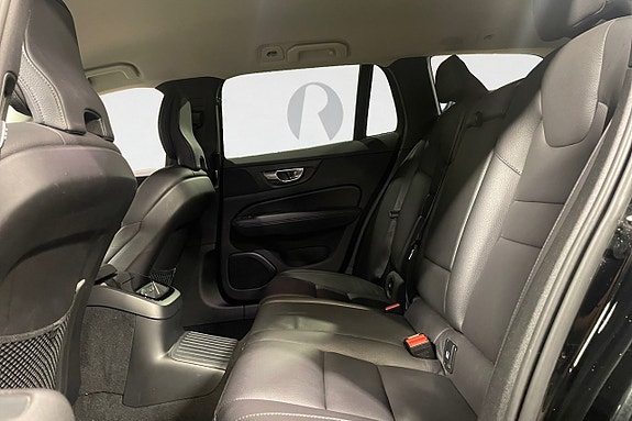 Volvo V60 14 of 16