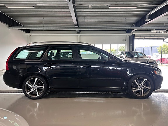 Volvo V50 4 of 8