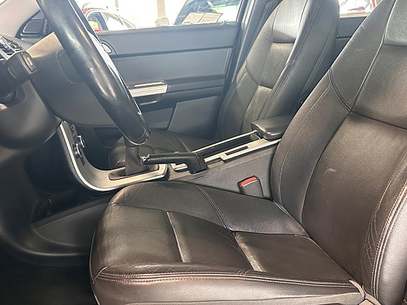 Volvo V50 7 of 8