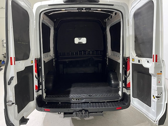 Ford Transit 11 of 21
