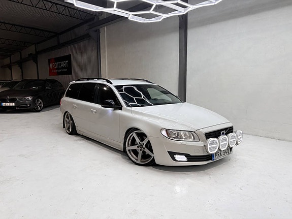 Volvo V70 4 of 9