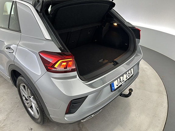Volkswagen T-Roc 12 of 22