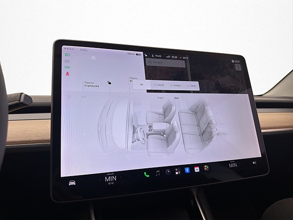 Tesla Model 3 21 of 30