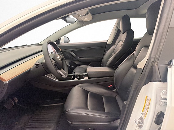 Tesla Model 3 12 of 30
