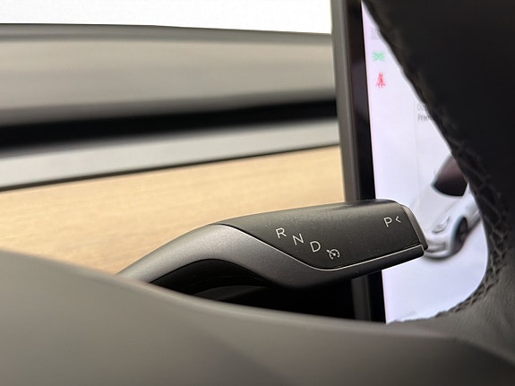Tesla Model 3 17 of 30