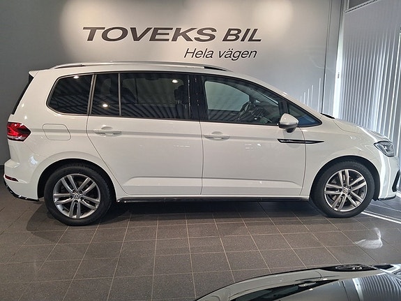 Volkswagen Touran 4 of 18