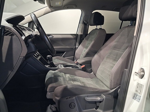 Volkswagen Touran 6 of 18