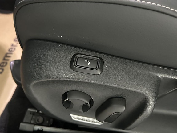 Volkswagen Passat 11 of 25