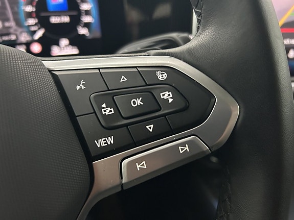 Volkswagen Passat 22 of 25