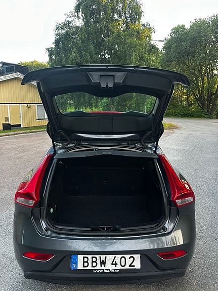 Volvo V40 11 of 11